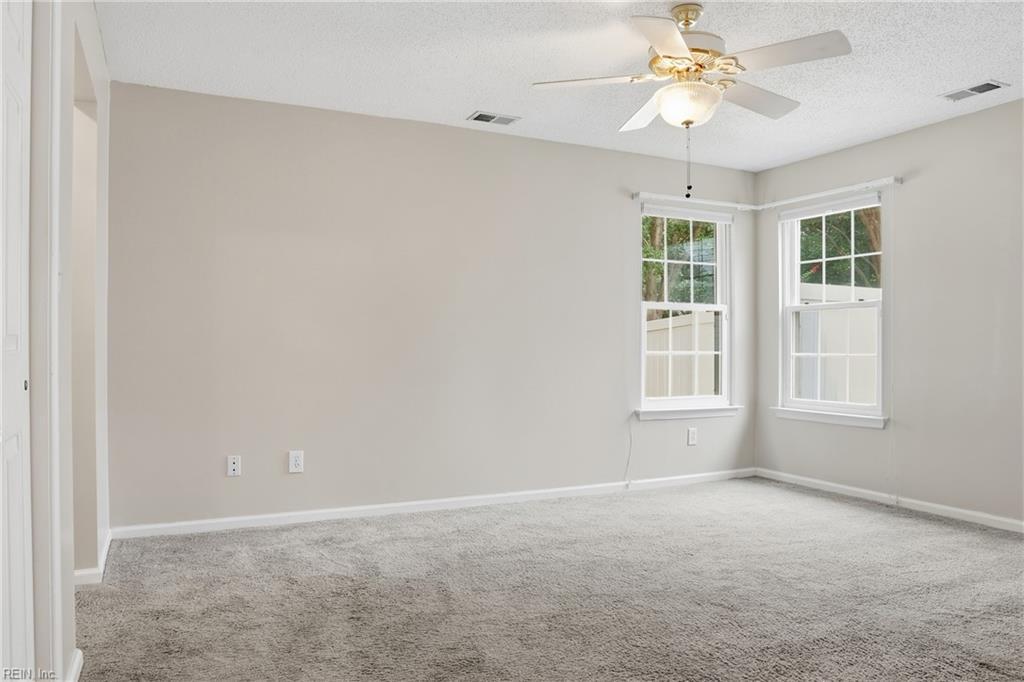 891 Holbrook Drive Newport News VA 23602