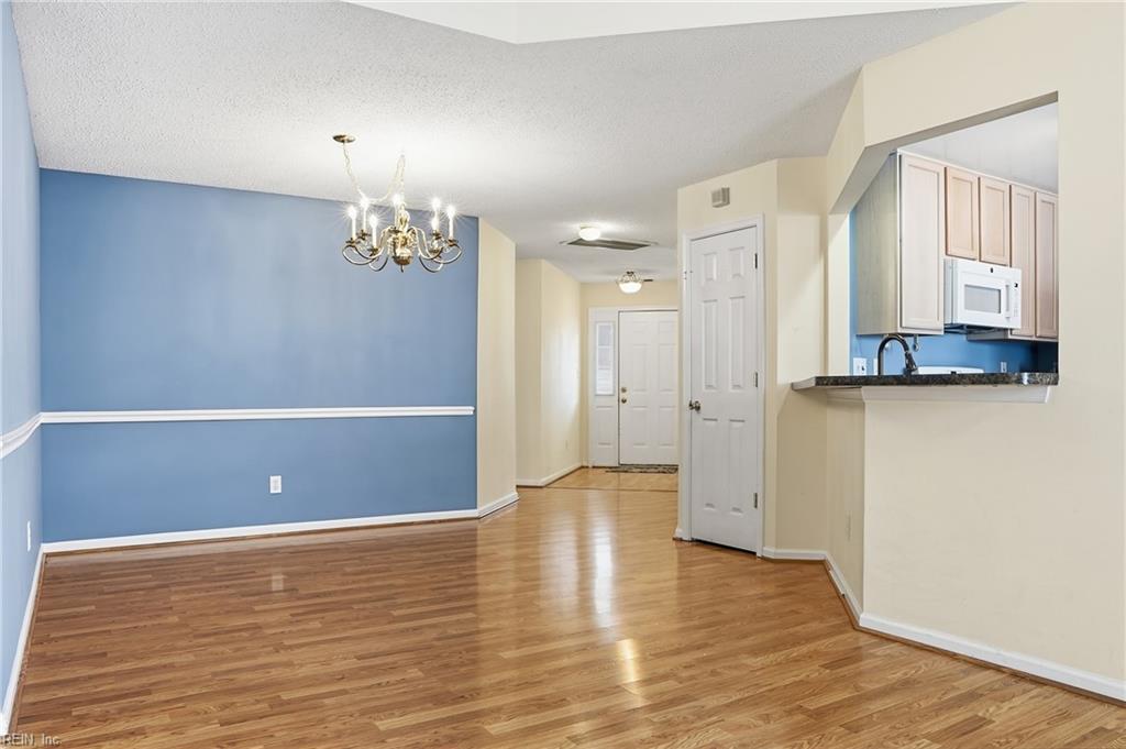 891 Holbrook Drive Newport News VA 23602
