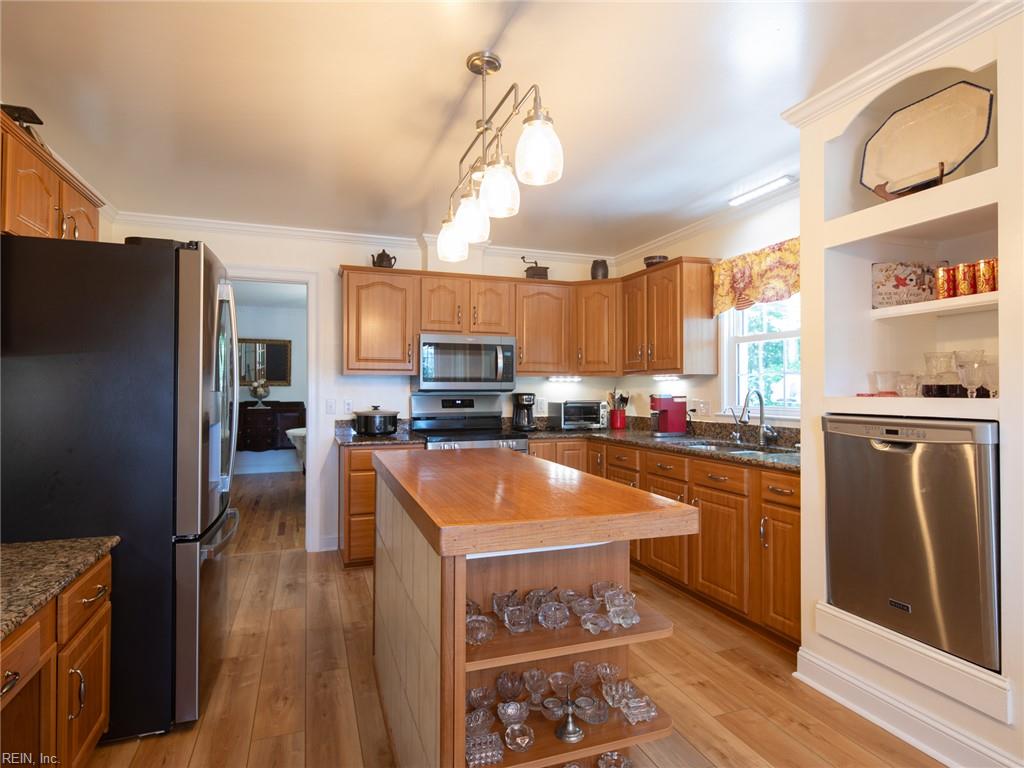 11688 River Crest Drive Gloucester VA 23061