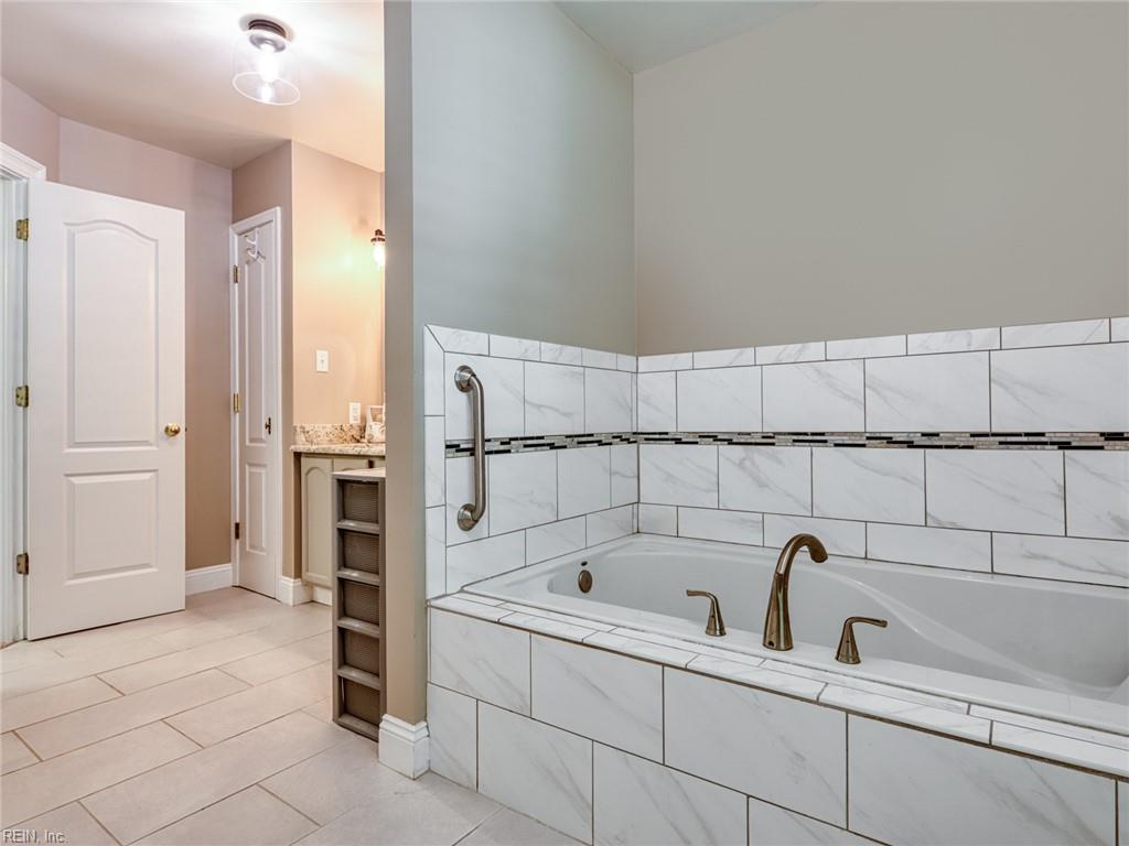 11688 River Crest Drive Gloucester VA 23061
