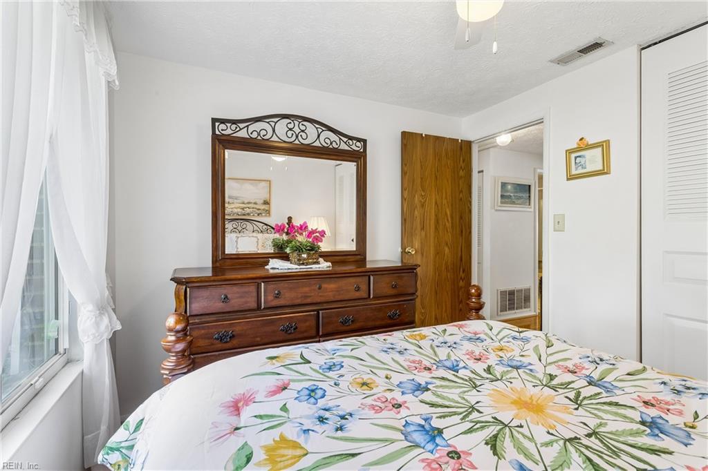 243 Anne Drive Newport News VA 23601