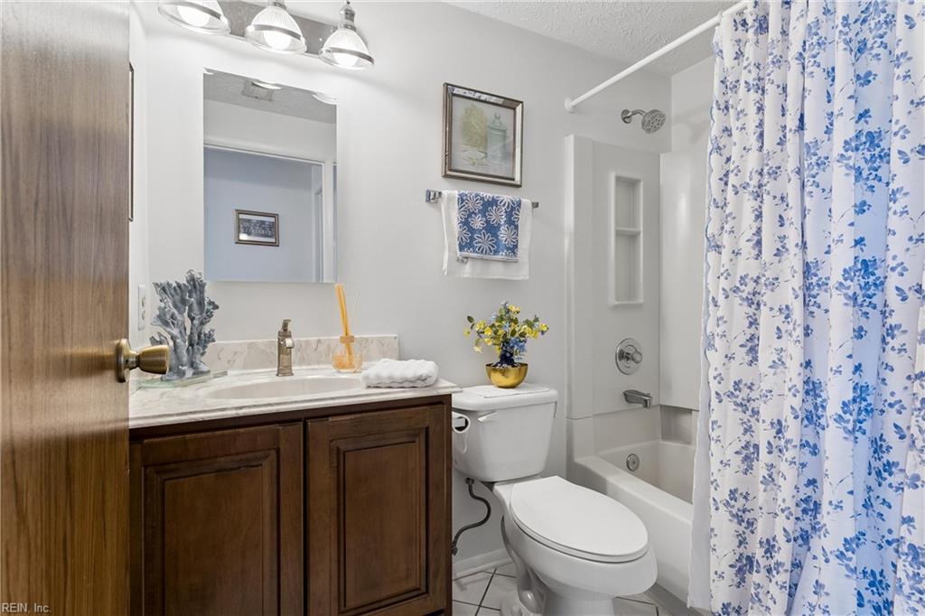 243 Anne Drive Newport News VA 23601