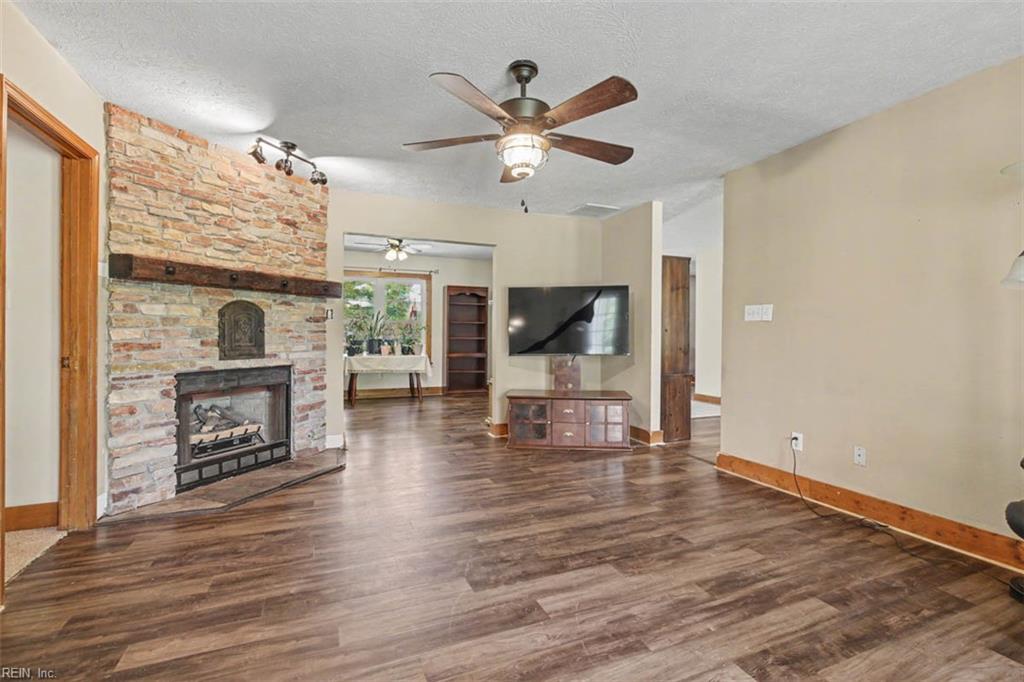 8237 Spring Hill Farm Road Gloucester VA 23061