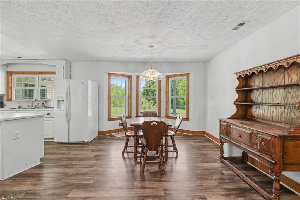 8237 Spring Hill Farm Road Gloucester VA 23061