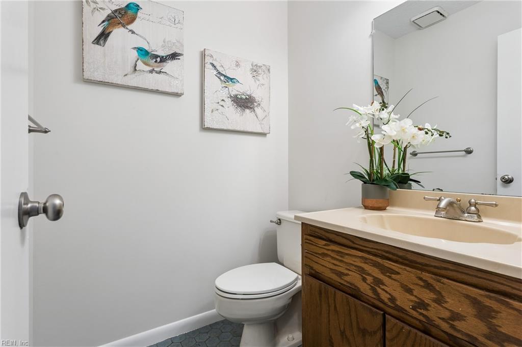 107 Brokenbridge Road Yorktown VA 23692
