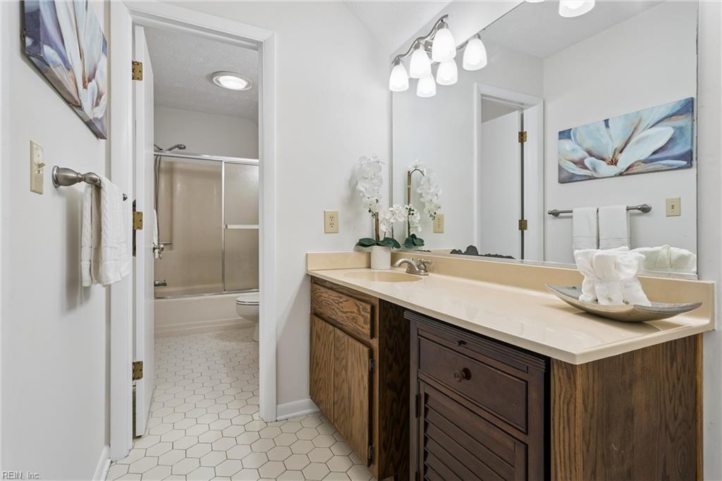 107 Brokenbridge Road Yorktown VA 23692