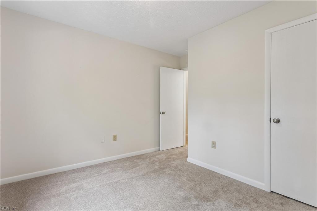 107 Brokenbridge Road Yorktown VA 23692