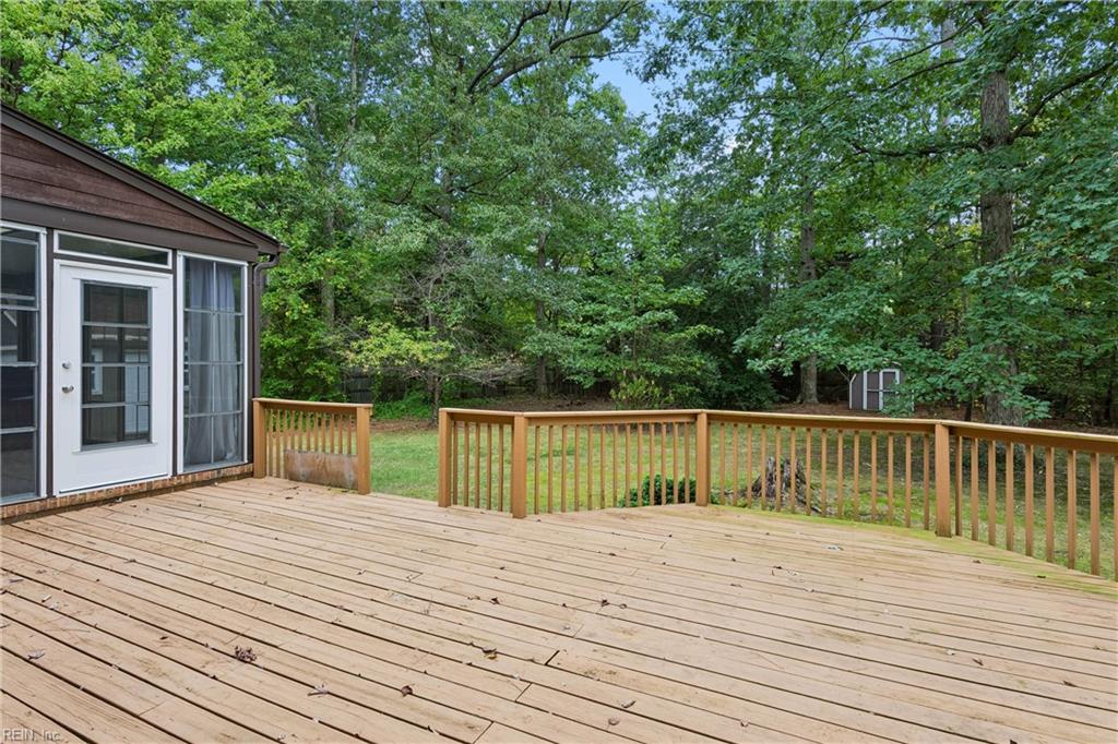 107 Brokenbridge Road Yorktown VA 23692