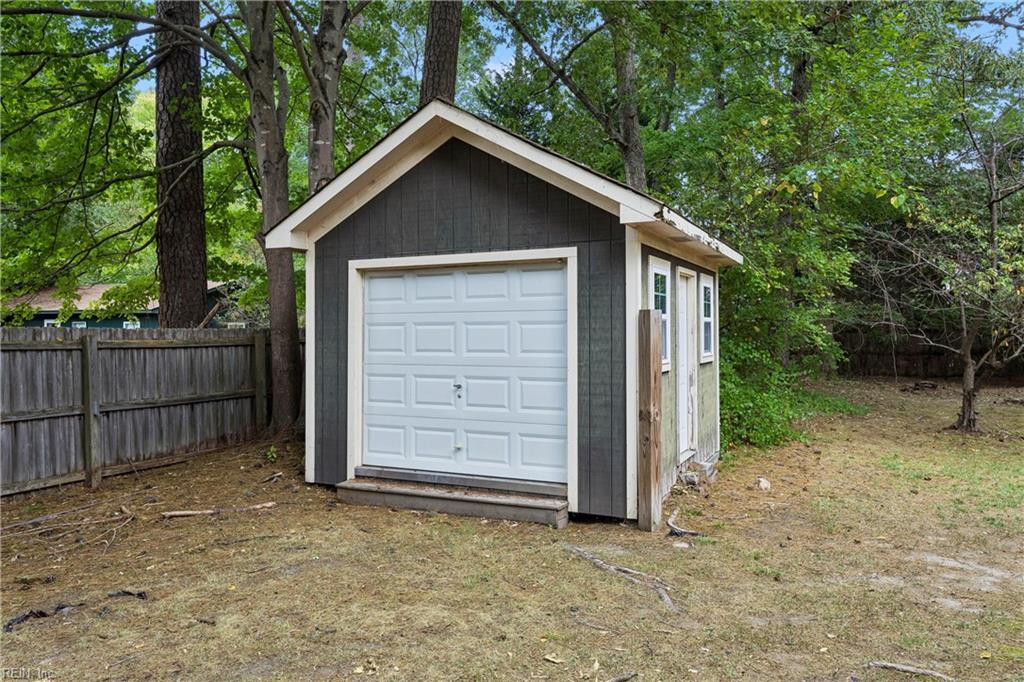 107 Brokenbridge Road Yorktown VA 23692