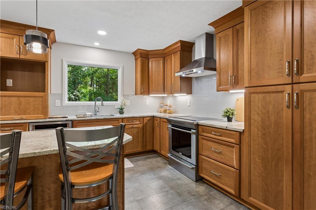 107 Brokenbridge Road Yorktown VA 23692