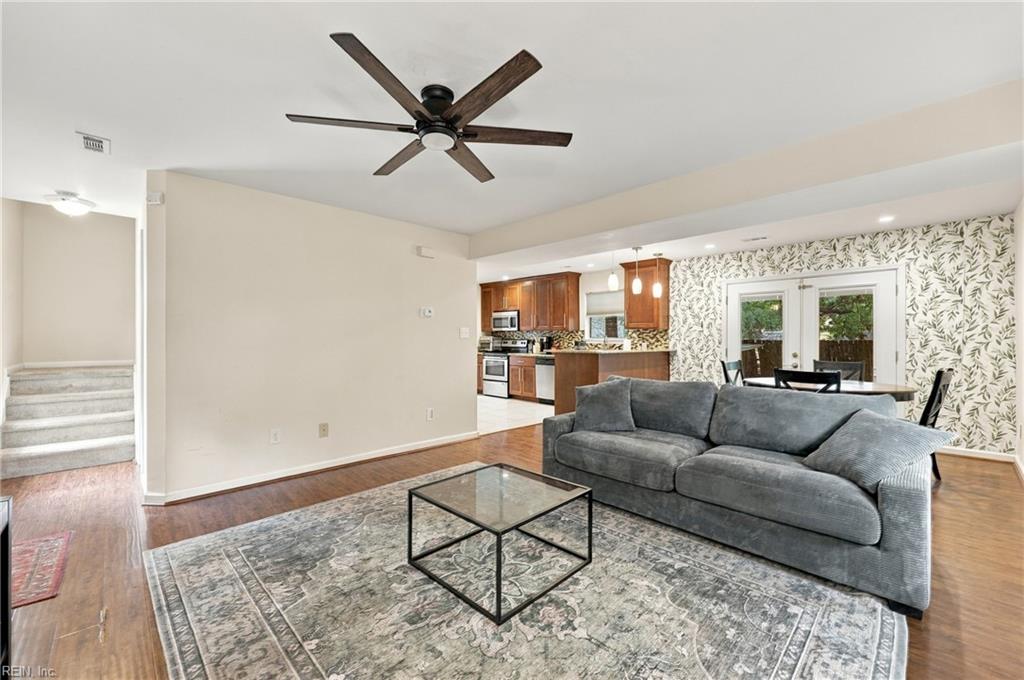 828 Maywood Circle Newport News VA 23608