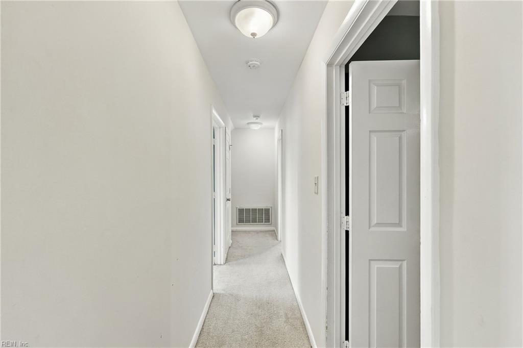 828 Maywood Circle Newport News VA 23608