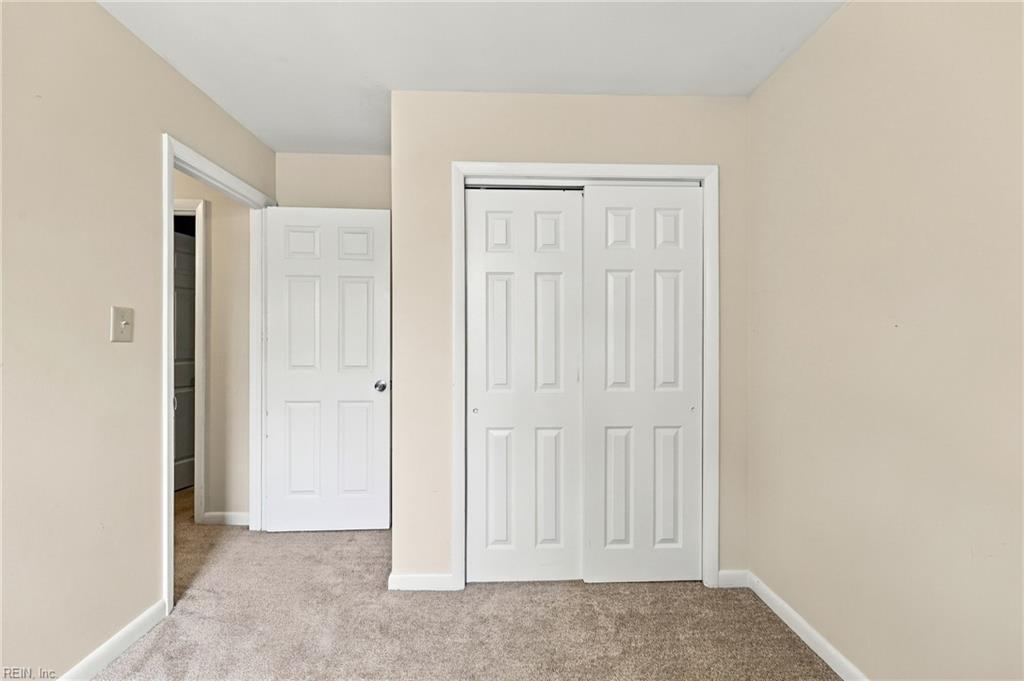 828 Maywood Circle Newport News VA 23608