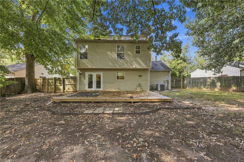 828 Maywood Circle Newport News VA 23608