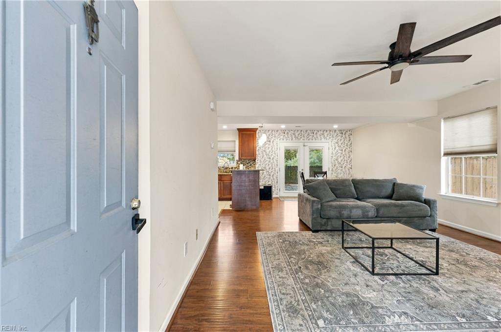 828 Maywood Circle Newport News VA 23608