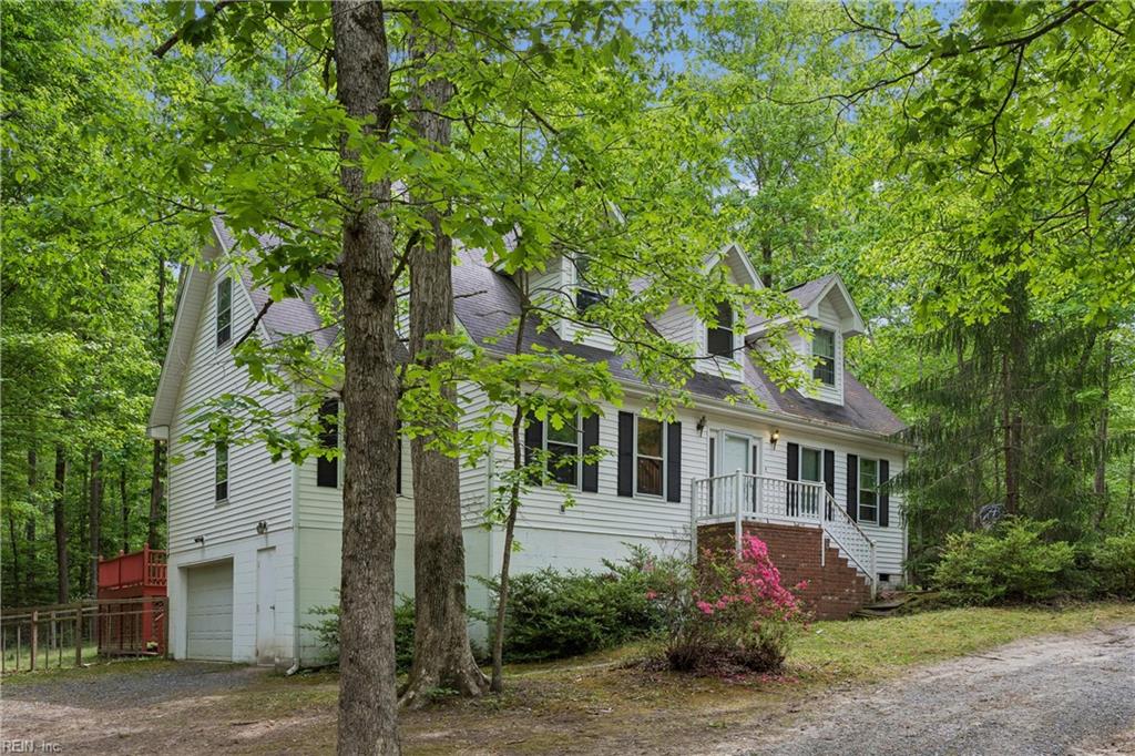 10161 Deer Trace Lane Gloucester VA 23061