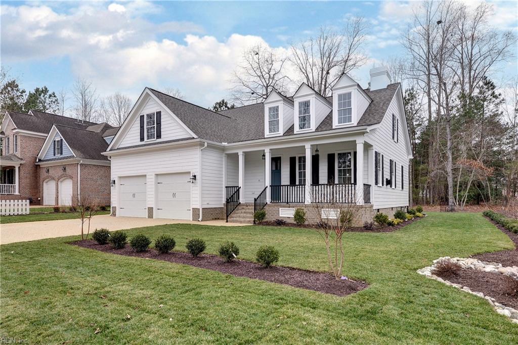 Williamsburg VA, 155 Red Berkshire