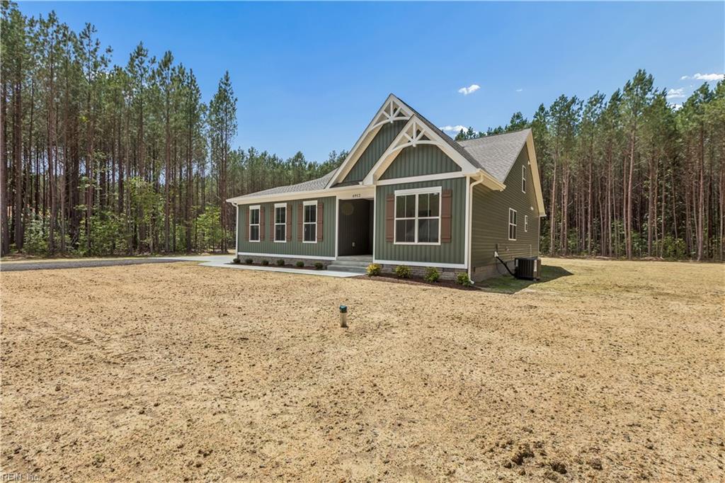 6912 Sunset Cove Lane Gloucester VA 23061