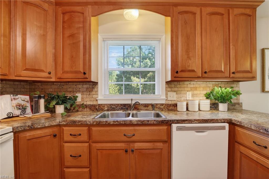 317 Lynchburg Drive Newport News VA 23606
