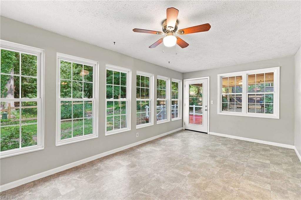 6499 Glenside Court Gloucester VA 23061