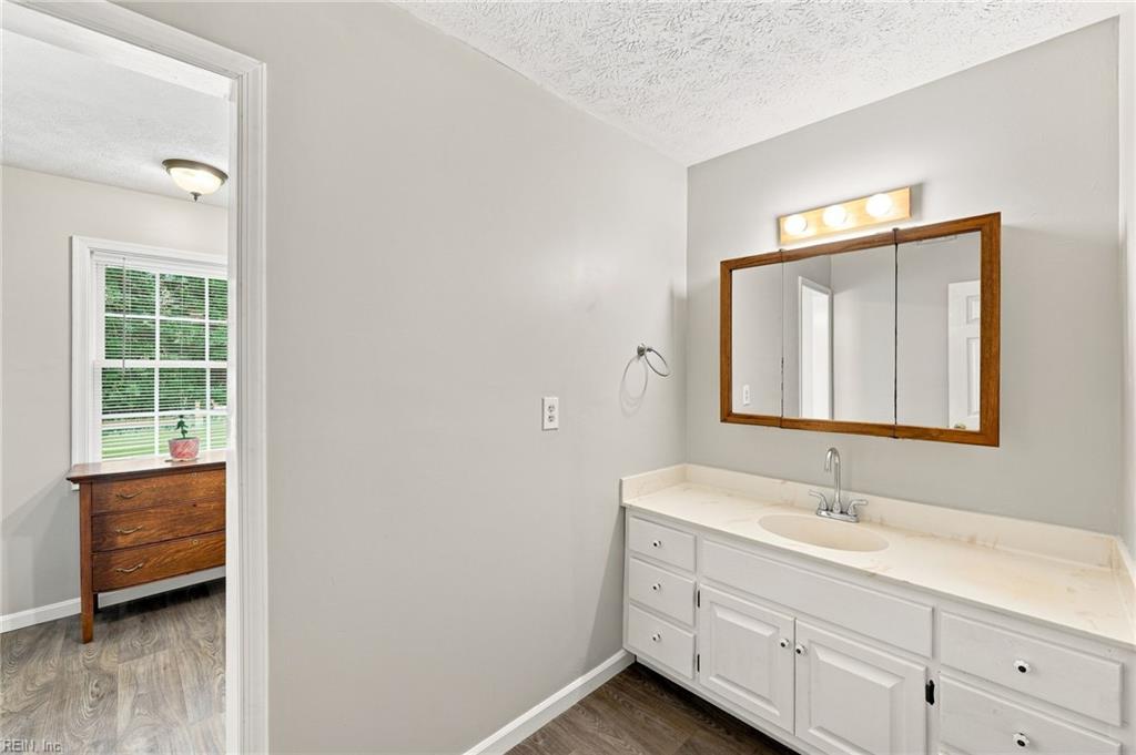6499 Glenside Court Gloucester VA 23061