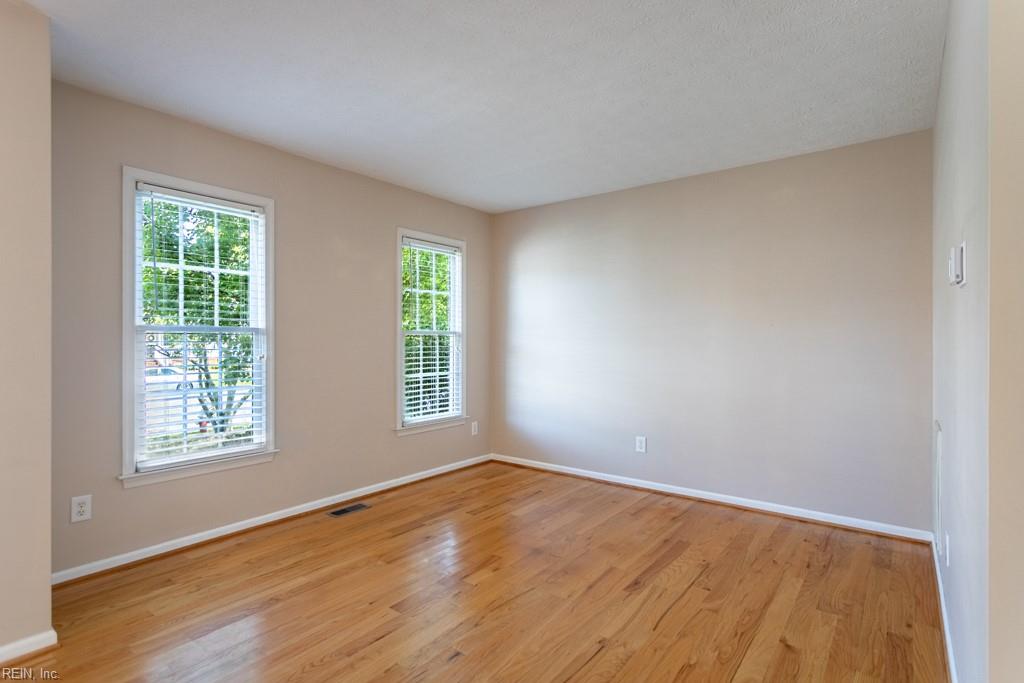 102 Jessica Drive Yorktown VA 23693