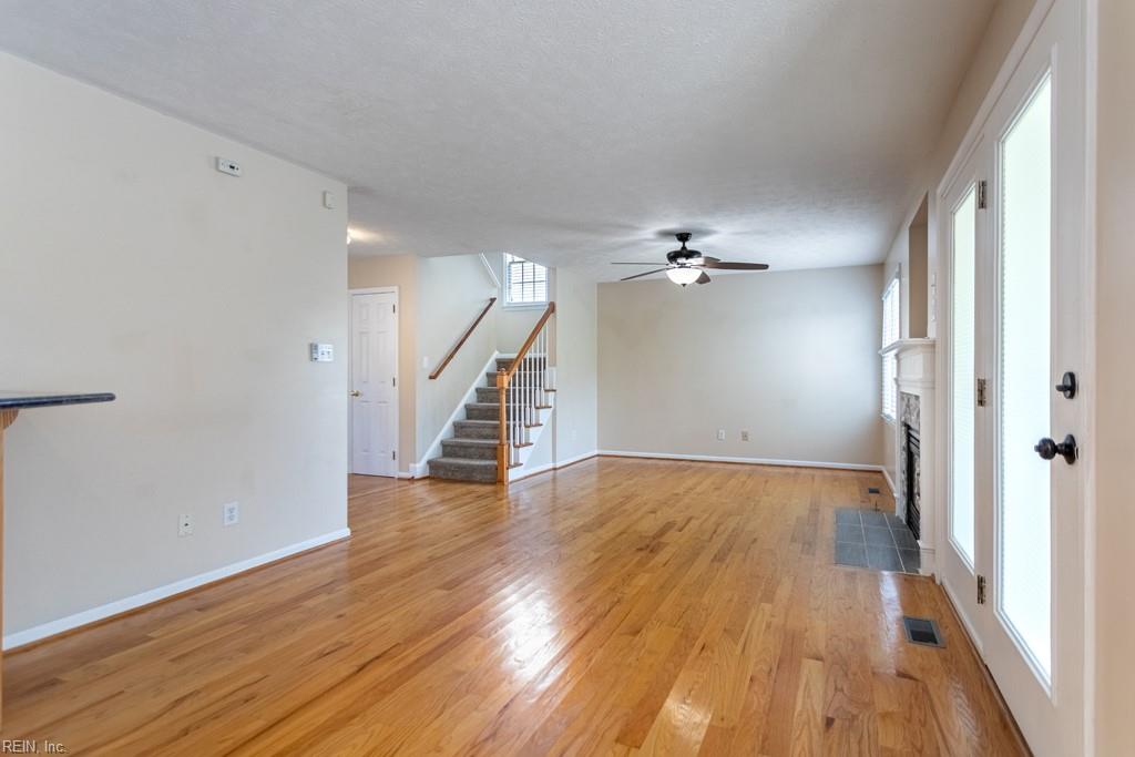 102 Jessica Drive Yorktown VA 23693