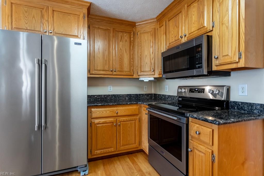 102 Jessica Drive Yorktown VA 23693