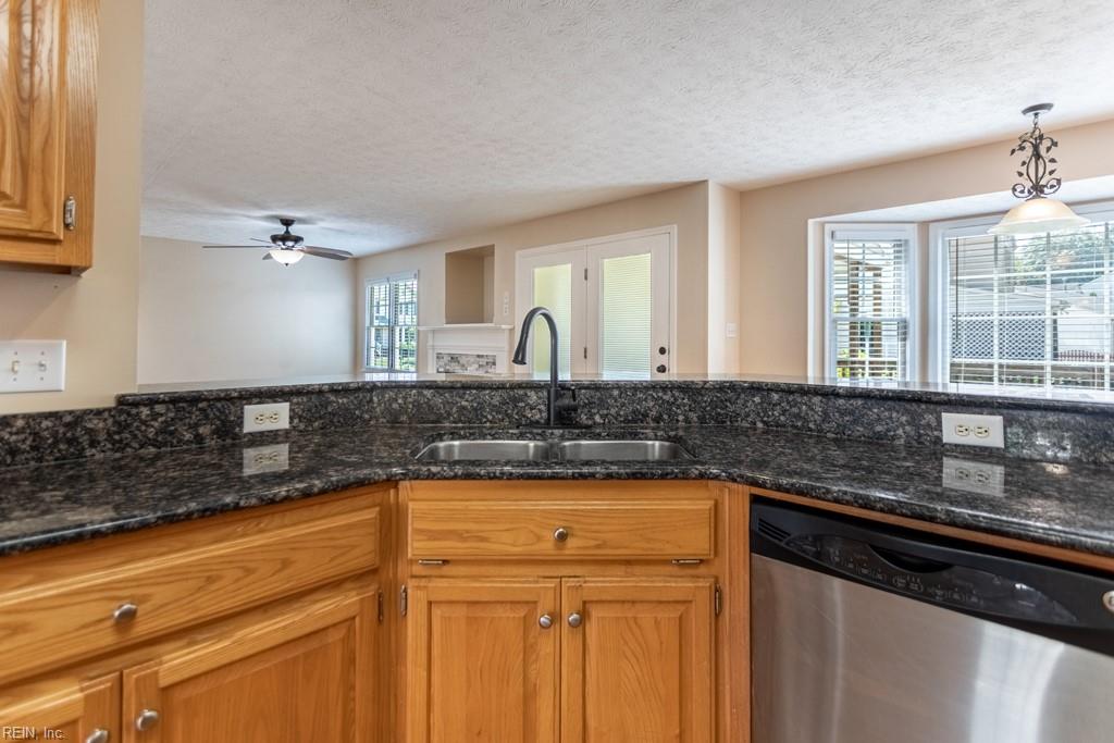 102 Jessica Drive Yorktown VA 23693
