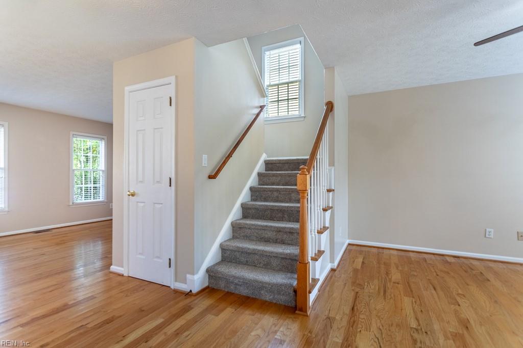 102 Jessica Drive Yorktown VA 23693