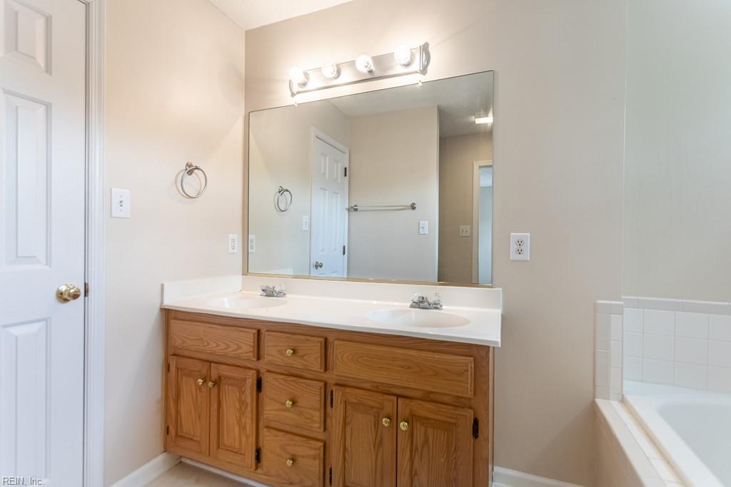 102 Jessica Drive Yorktown VA 23693