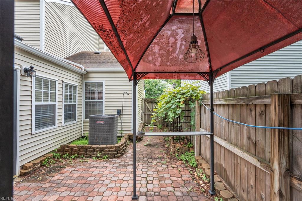 204 Old Bridge Court Newport News VA 23608