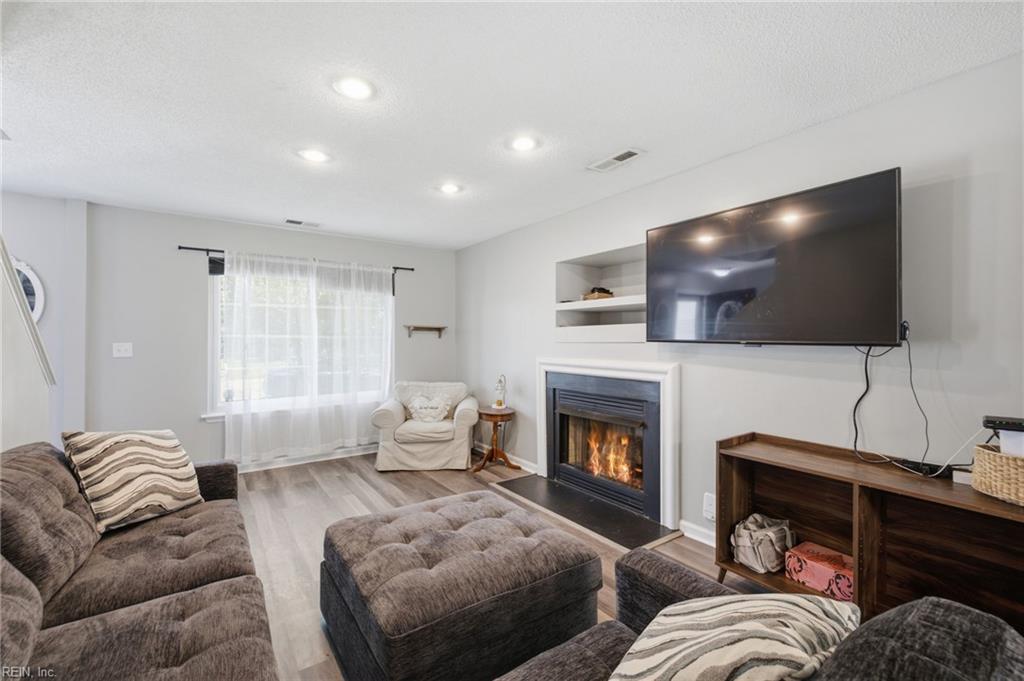 352 Circuit Lane Newport News VA 23608