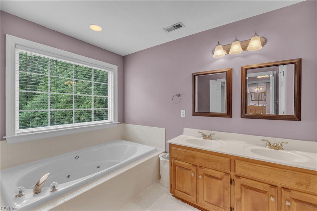 412 Brentmeade Drive Yorktown VA 23693