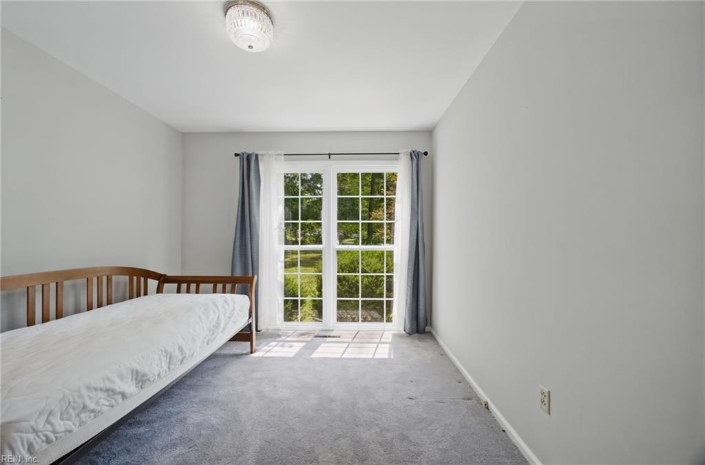 404 W Woodland Drive Yorktown VA 23692