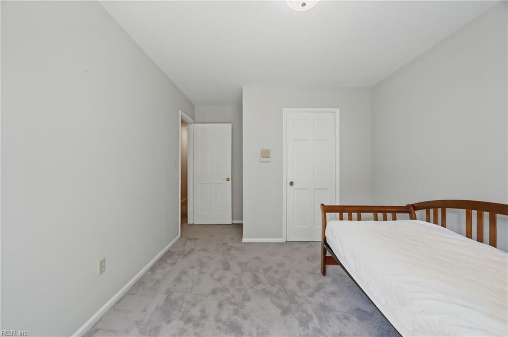 404 W Woodland Drive Yorktown VA 23692