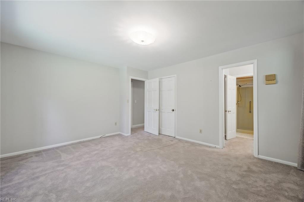 404 W Woodland Drive Yorktown VA 23692