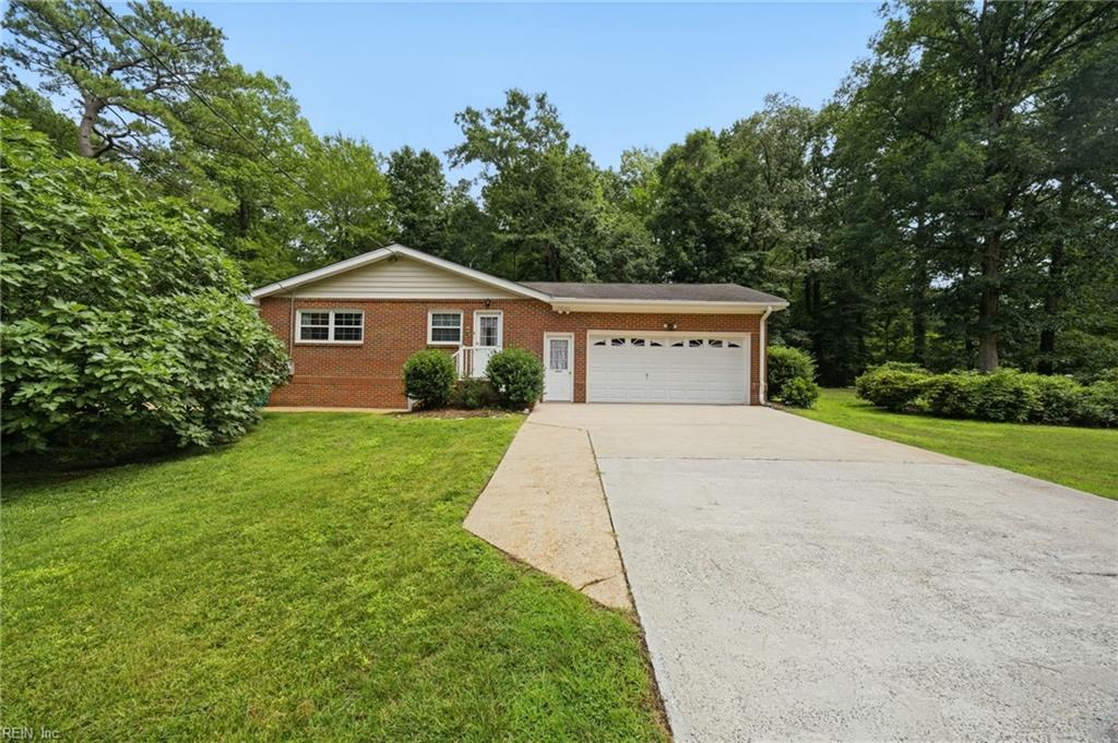 404 W Woodland Drive Yorktown VA 23692