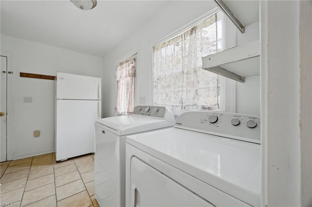 404 W Woodland Drive Yorktown VA 23692