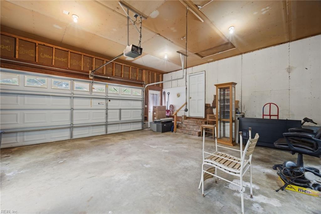 404 W Woodland Drive Yorktown VA 23692