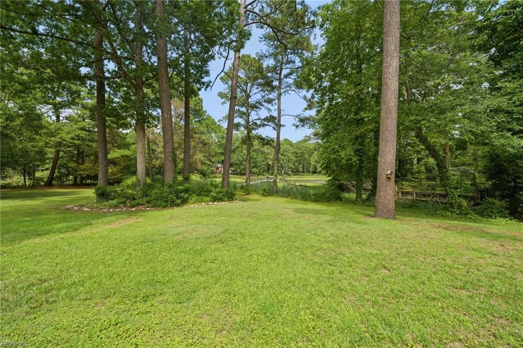404 W Woodland Drive Yorktown VA 23692