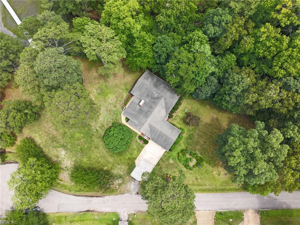 404 W Woodland Drive Yorktown VA 23692