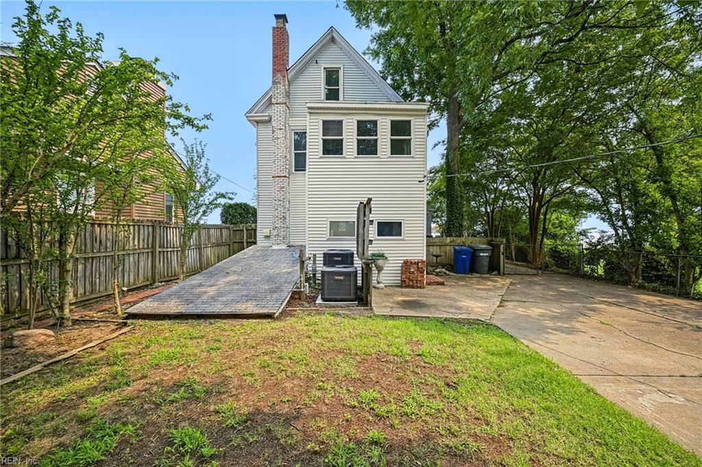 209 Chesapeake Avenue Newport News VA 23607