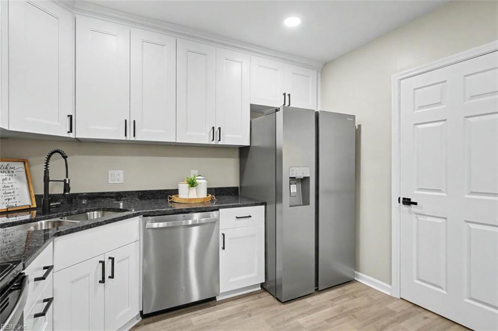 323 Poplar Avenue Newport News VA 23607