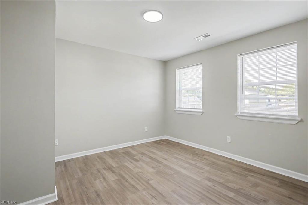 323 Poplar Avenue Newport News VA 23607