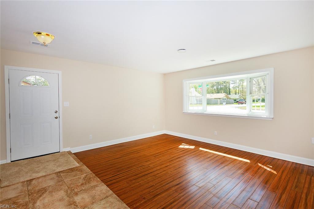 13022 Green Grove Lane Newport News VA 23608