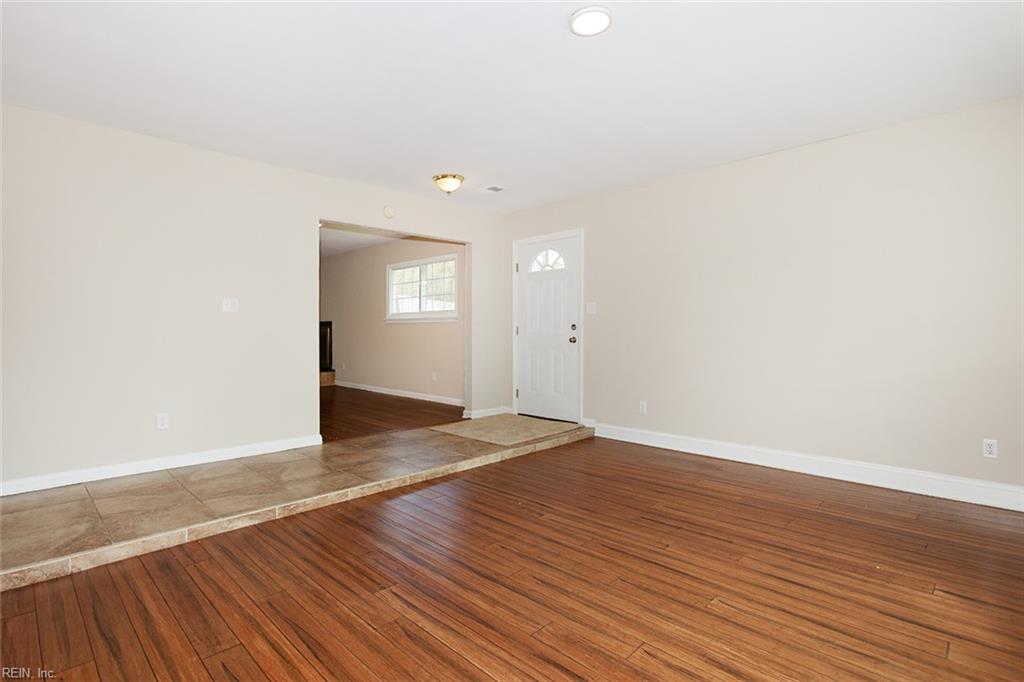 13022 Green Grove Lane Newport News VA 23608