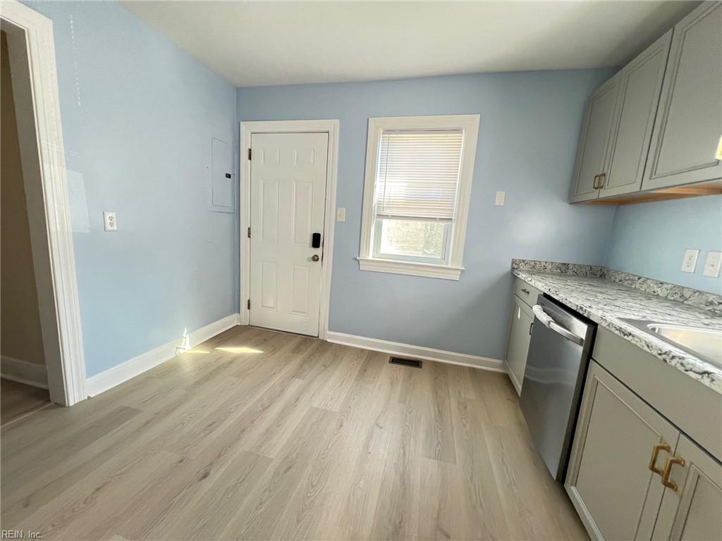 3204 Roanoke Avenue Newport News VA 23607