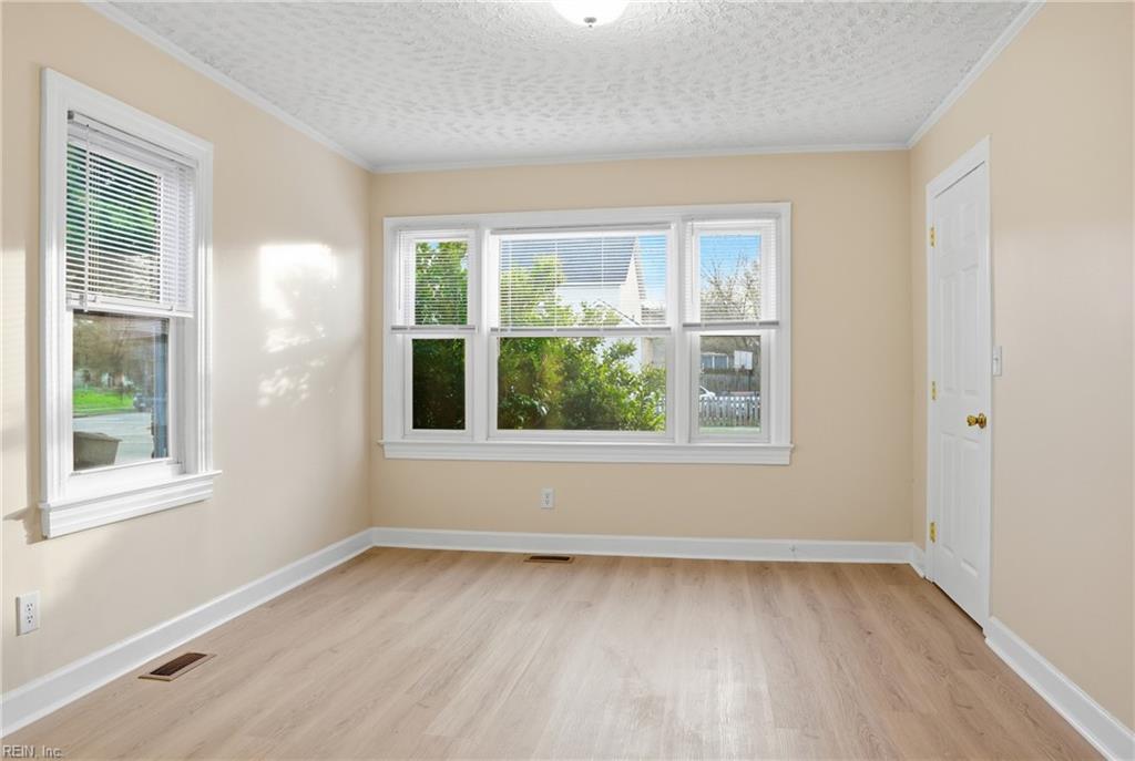 3204 Roanoke Avenue Newport News VA 23607