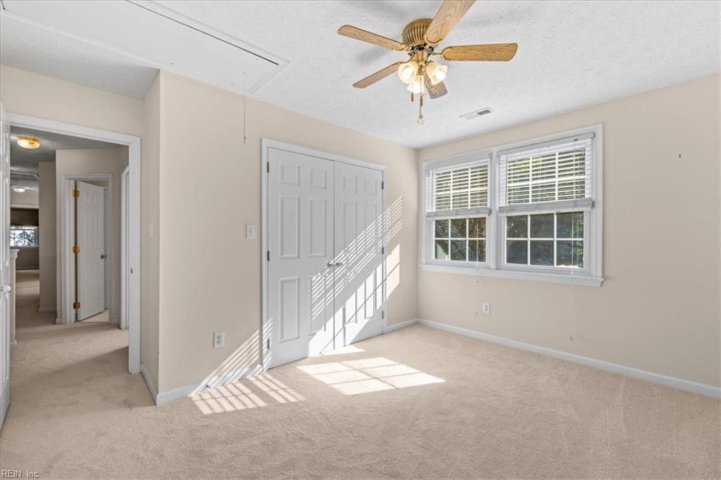 106 Mitchells Method Yorktown VA 23693